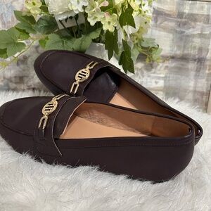 NEW Tommy Hilfiger, Size 11M, Brown, Tracy’s Women Penny Loafers w/Gold Accent